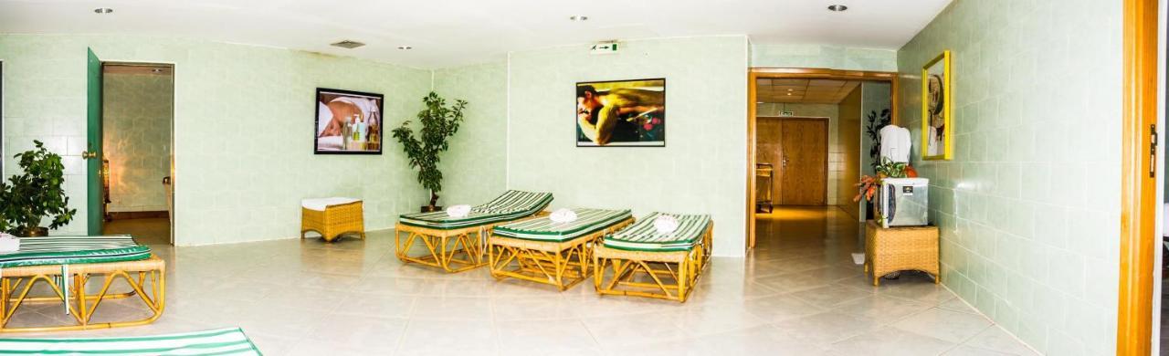Pickalbatros Golf Beach Resort Sharm El Sheikk Exterior foto Massage beds at a spa