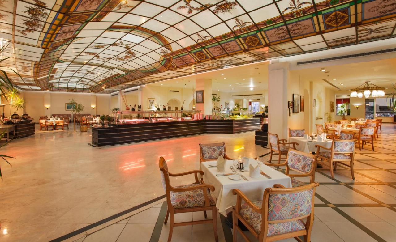 Pickalbatros Golf Beach Resort Sharm El Sheikk Exterior foto The restaurant