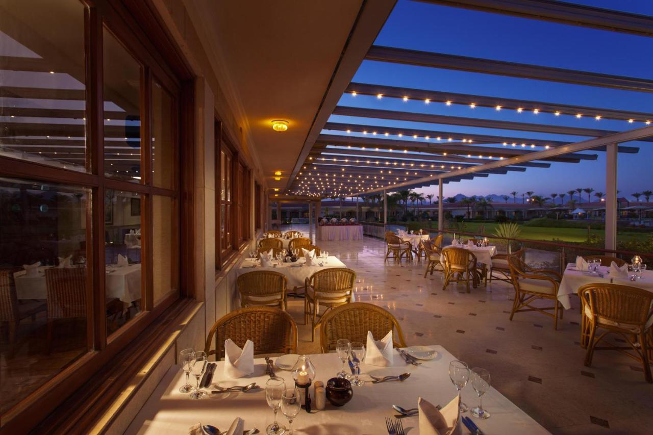Pickalbatros Golf Beach Resort Sharm El Sheikk Exterior foto The restaurant at the clubhouse